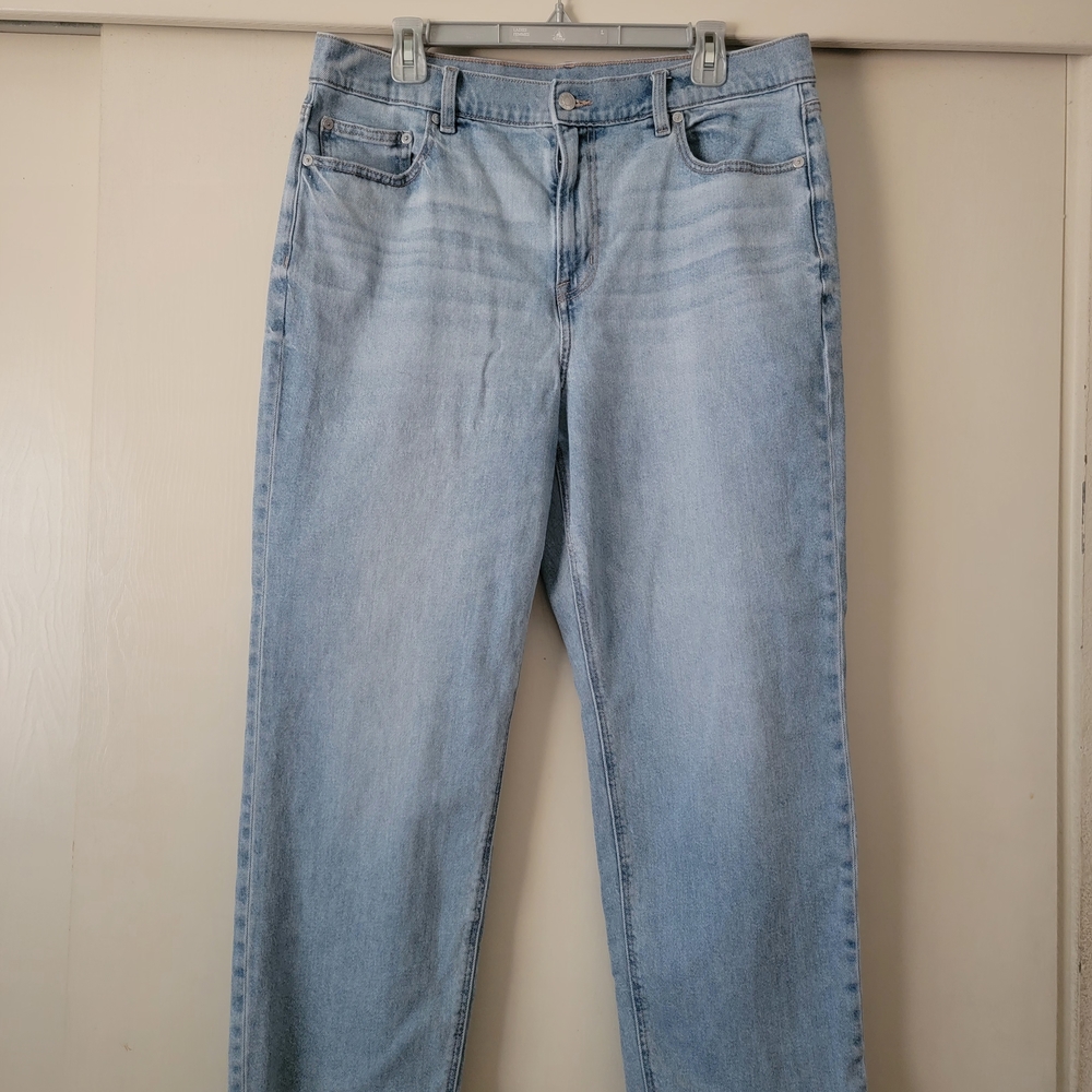 Classic Light Blue Straight Leg Women's Jeans